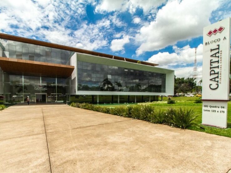 Loja no SIG – Ed. Capital Financial Center – 157m2
