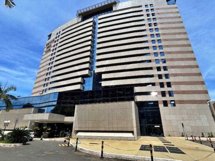 Sala Comercial 32m² para Locação em Brasília – Asa Norte, 7º Andar