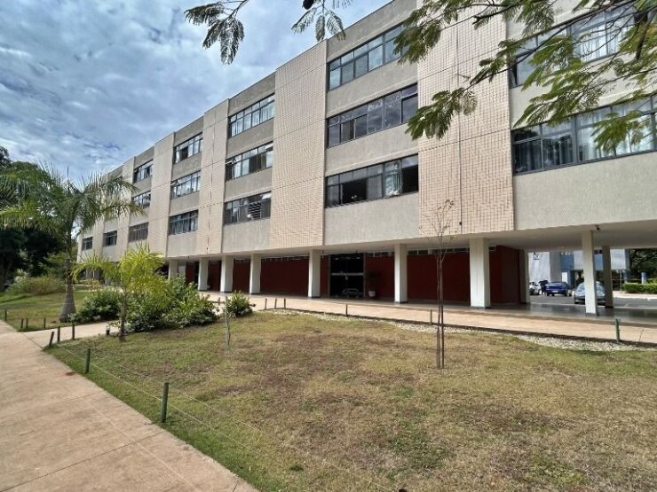 Apartamento com 2 dormitórios para alugar, 70 m² por R$ 4.380,92/mês – Asa Norte – Brasília/DF