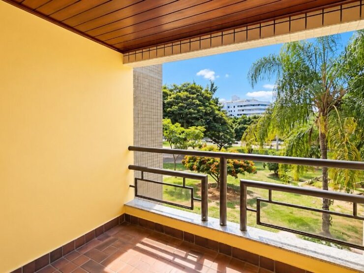 Apartamento Nascente e reformado para venda no sudoeste – 3 quartos sendo 1 súite – C/ 1 vaga na garagem